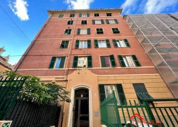 8.1 facciata.jpg - Quadrilocale VIA ANDREA DEL SARTO  21, Genova (zona Sestri Ponente) - foto 16