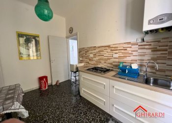 3.1 cucina.jpg - Quadrilocale VIA ANDREA DEL SARTO  21, Genova (zona Sestri Ponente) - foto 7