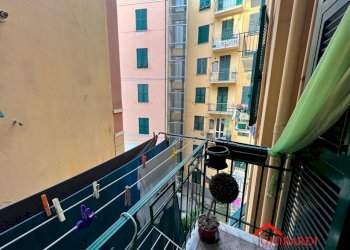 6.1 balcone.jpg - Quadrilocale VIA ANDREA DEL SARTO  21, Genova (zona Sestri Ponente) - foto 13