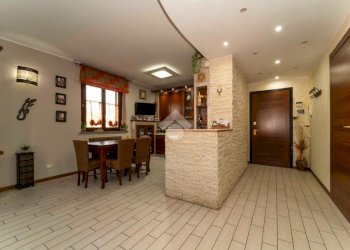 Four-room apartment Viale de andrè, Grugliasco - photo 5