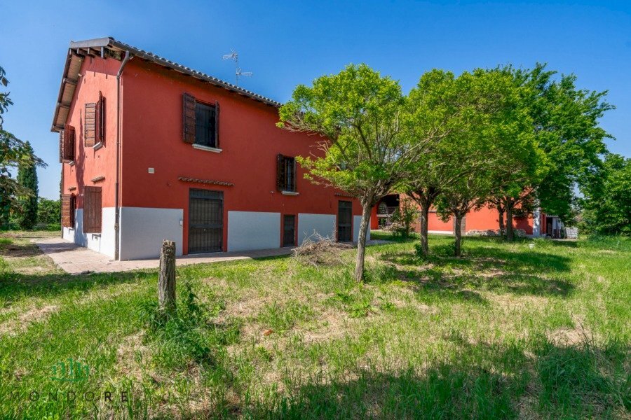 Independent house Via Cacciatori, Crevalcore - photo 3