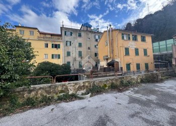 Trilocale Via Giro del Vento, Genova (zona Bolzaneto) - foto 16