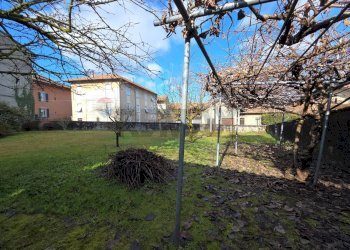 Giardino - Casa semi indipendente Via Monte Rosa
 
18B, Invorio - foto 30