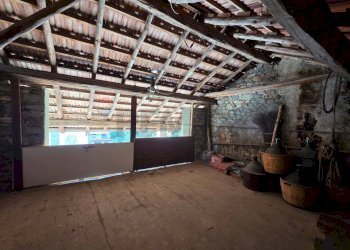 Stanza vuota - Casa semi indipendente Via Monte Rosa
 
18B, Invorio - foto 72