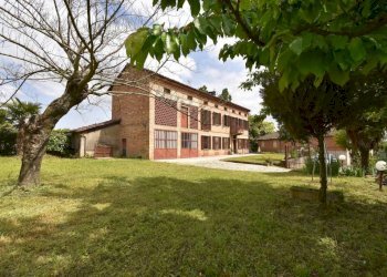 Giardino - Rustico via Dottor Giuseppe Ollino, 6, Rocca d'Arazzo - foto 2