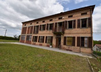 Facciata - Rustico via Dottor Giuseppe Ollino, 6, Rocca d'Arazzo - foto 8