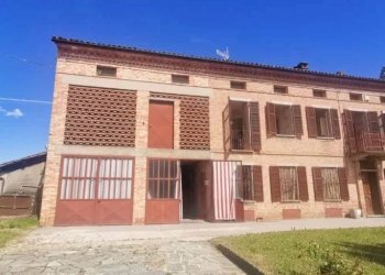 Facciata - Rustico via Dottor Giuseppe Ollino, 6, Rocca d'Arazzo - foto 10