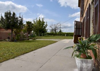 Giardino - Rustico via Rocca d'Arazzo, Montegrosso d'Asti - foto 17