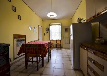 Cucina - Rustico via Rocca d'Arazzo, Montegrosso d'Asti - foto 35
