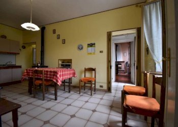 Salone - Rustic via Rocca d'Arazzo, Montegrosso d'Asti - photo 47