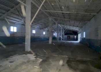 Interno non residenziale - Warehouse piazza Stazione, Carini - photo 7