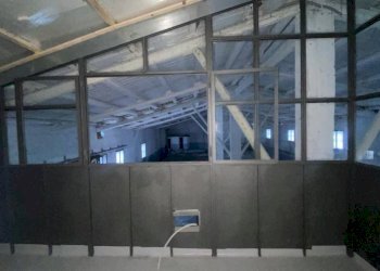 Interno non residenziale - Warehouse piazza Stazione, Carini - photo 17