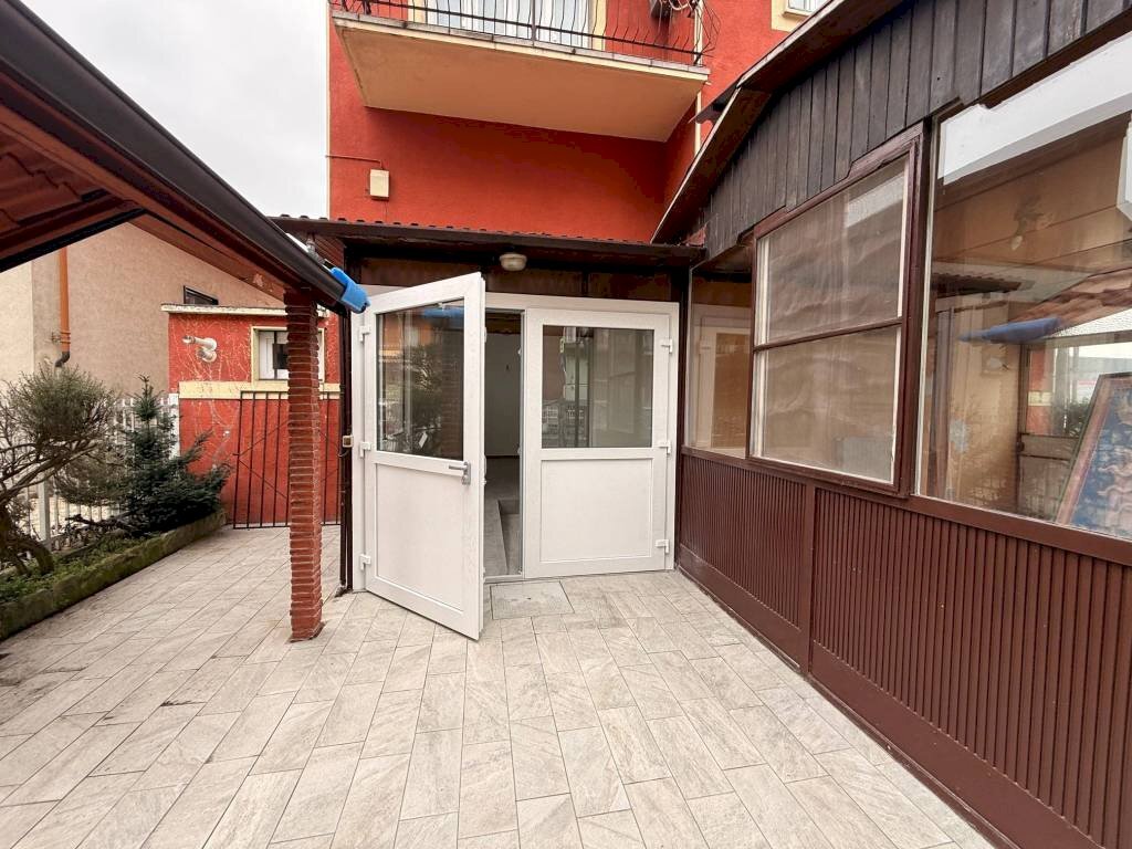 Ingresso - Negozio via del Porto, 19, Carmagnola - foto 2