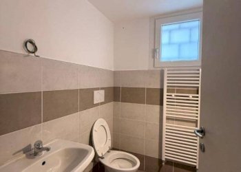 Negozio via del Porto, 19, Carmagnola - foto 12