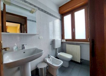 Bagno - Trilocale via Sibilla Aleramo, 7, Venaria Reale - foto 14