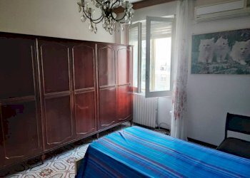 Camera da letto - Appartamento via Luigi Barzini, 11, Sassari - foto 14