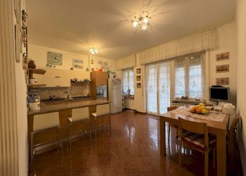 IMG_5181 - Appartamento piazza Arrivabene, 9, Genova (zona Sestri Ponente) - foto 8