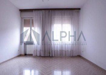 Camera da letto - Quadrilocale via Mario Pasi, Ravenna - foto 3