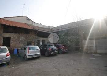 Rustic Via Manzoni, Garbagnate Milanese - photo 2