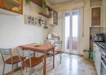 One-room apartment Via Giuseppe Garibaldi, Garbagnate Milanese - photo 5