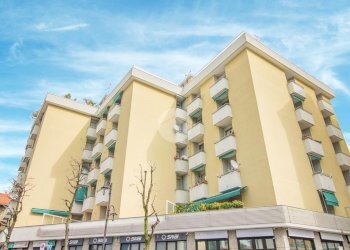 One-room apartment Via Giuseppe Garibaldi, Garbagnate Milanese - photo 1