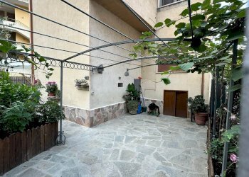 Four-room apartment Ventimiglia - photo 21