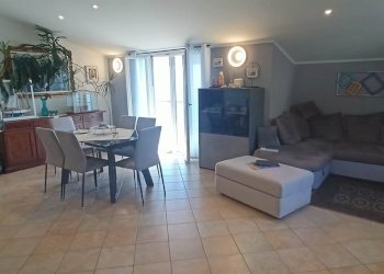 Three-room apartment Ospedaletti - photo 4