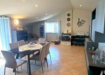 Three-room apartment Ospedaletti - photo 15