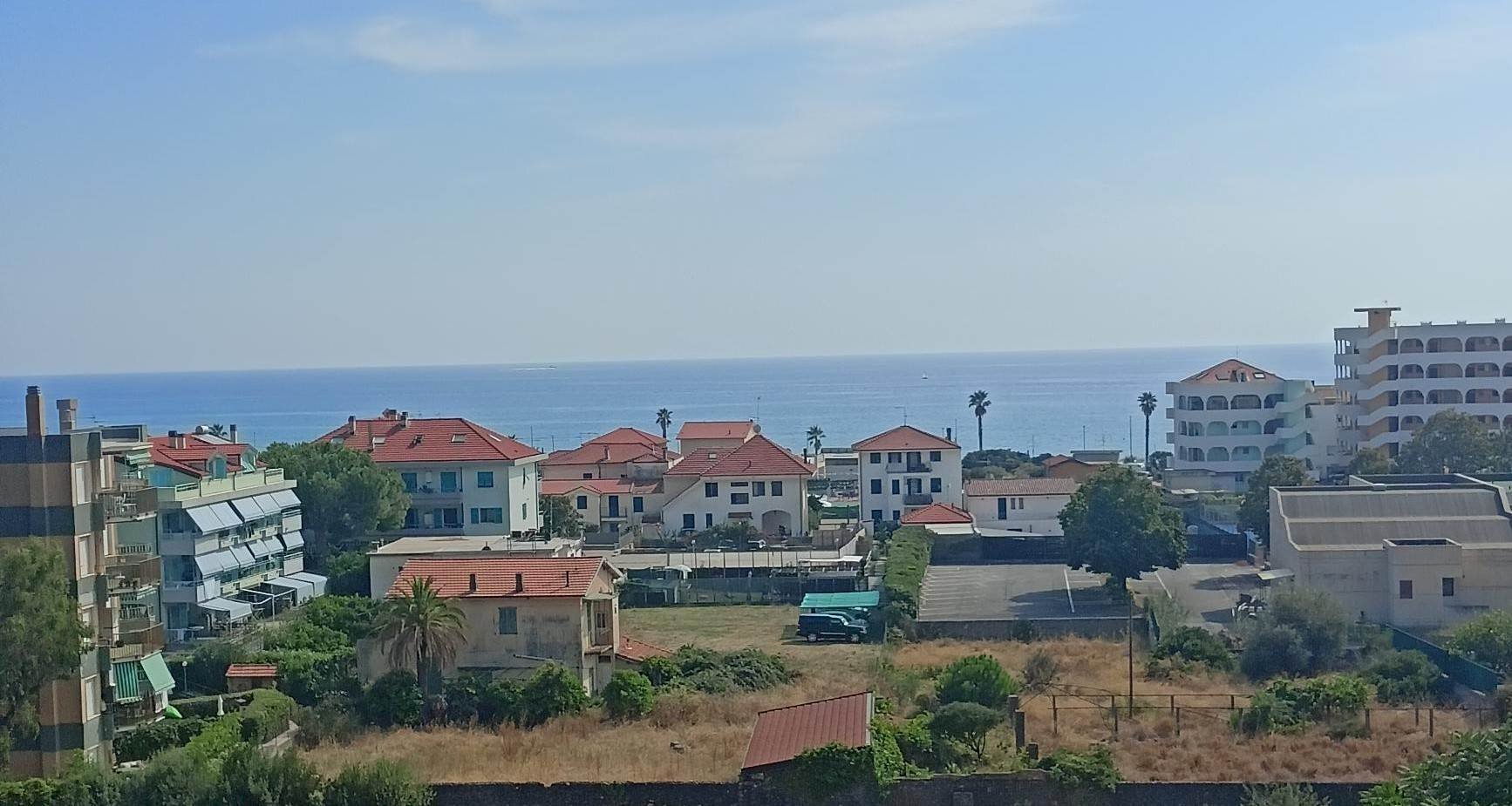 Two-room apartment Ventimiglia - photo 1