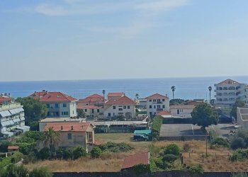 Two-room apartment Ventimiglia - photo 1