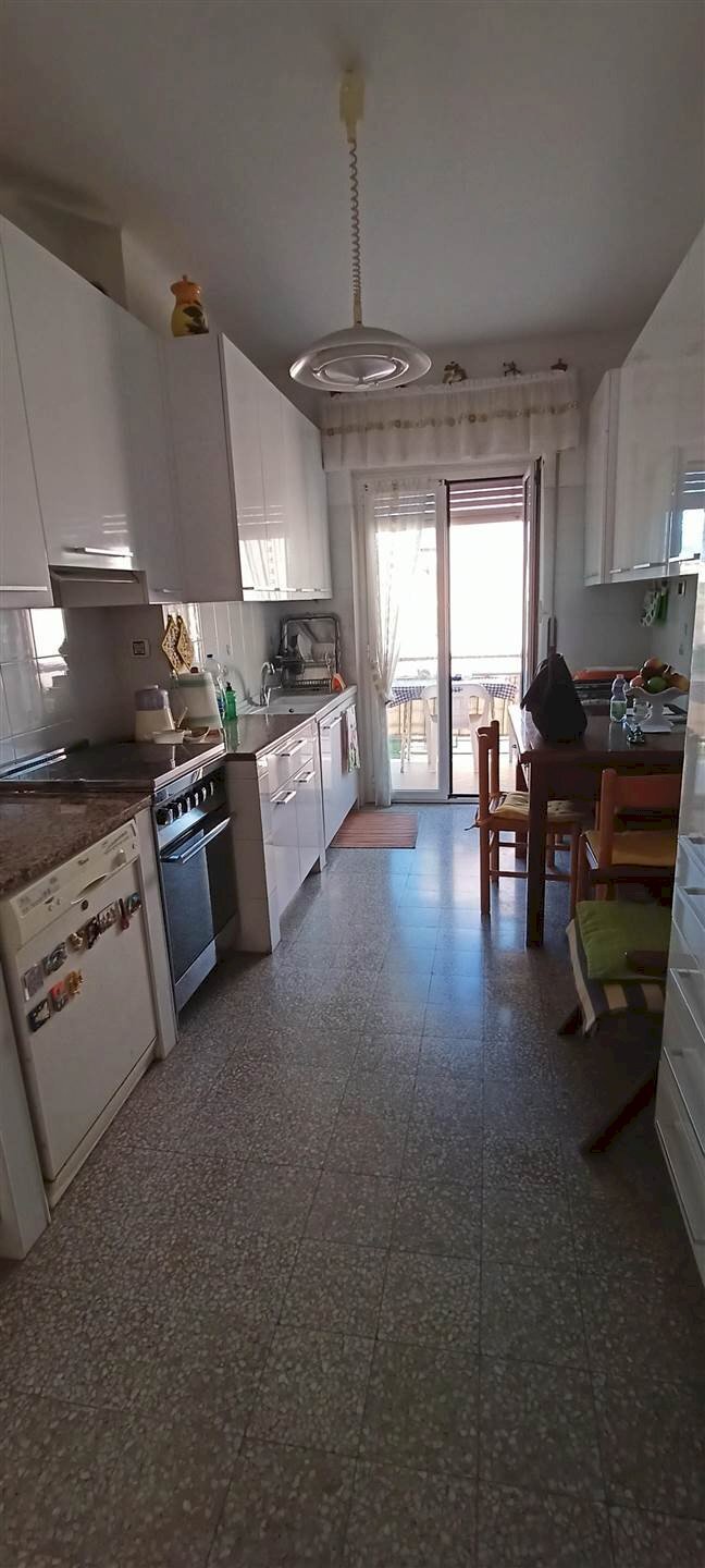 Three-room apartment Ventimiglia - photo 2