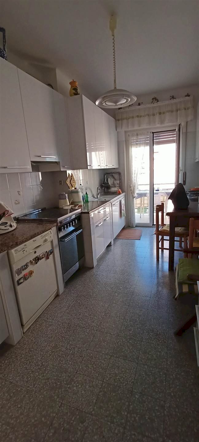 Three-room apartment Ventimiglia - photo 3