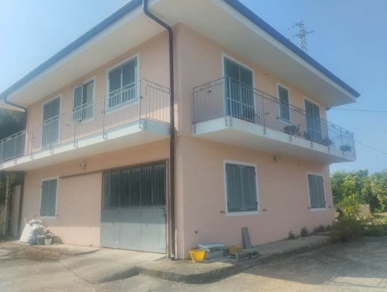 Independent house Bordighera - photo 1