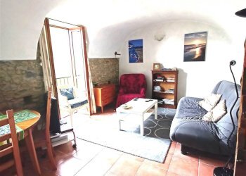 Two-room apartment Apricale - photo 3
