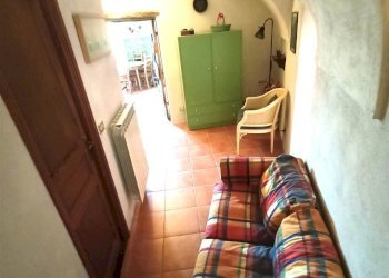Two-room apartment Apricale - photo 8