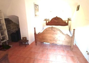 Two-room apartment Apricale - photo 12