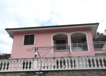 Independent house Camporosso - photo 1