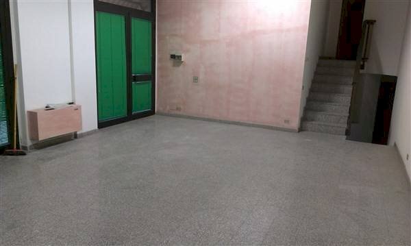 Negozio via Pisa, 29/I, Massa - foto 3