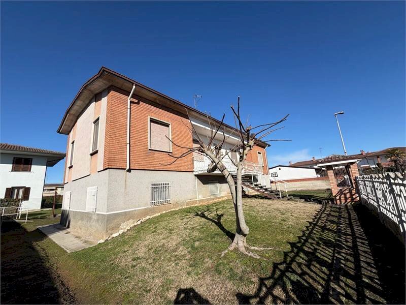 Independent house Frascarolo - photo 1