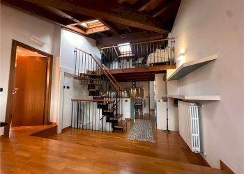 Three-room apartment VIA DIAZ 8, Erba - photo 4