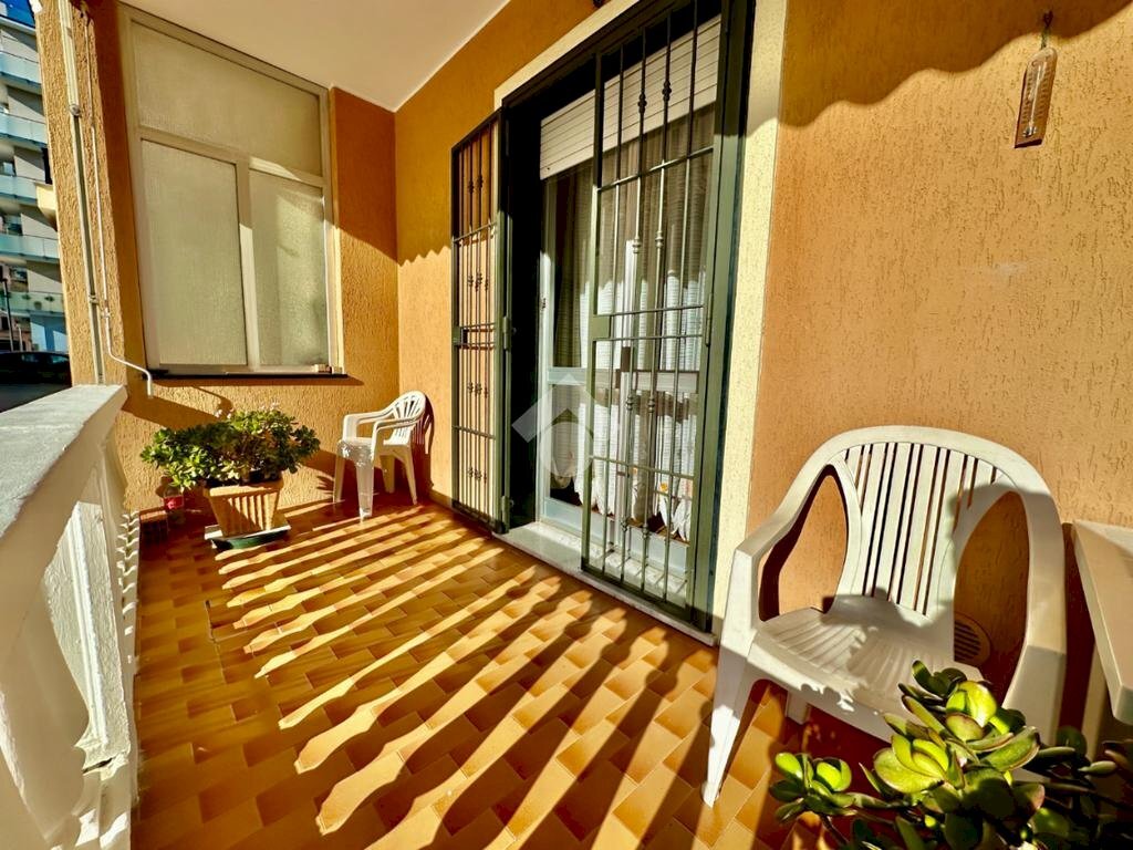 Two-room apartment Via Cavour, Andora - photo 1
