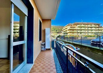 Two-room apartment Via Cavour, Andora - photo 15