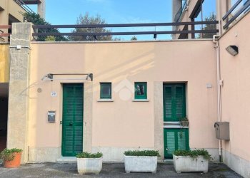 One-room apartment Via del lago, Arenzano - photo 1