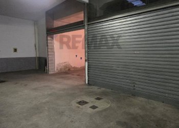 Garage - Parcheggio Piazza Palmetta, 19R 4 b 
 Sampierdarena, Genova (zona Sampierdarena) - foto 6