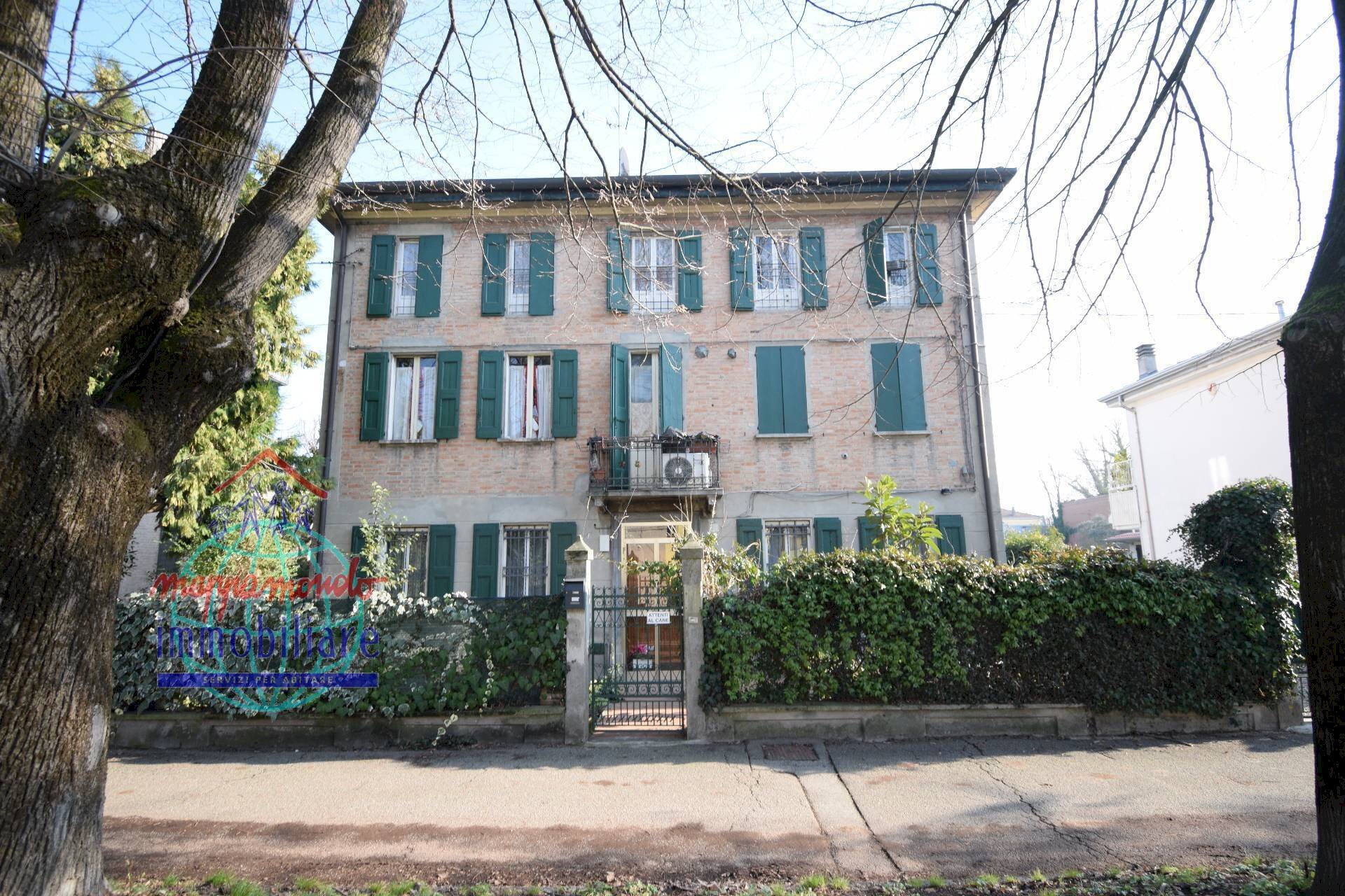 Foto 1 - Villa VIALE VITTORIO FALZONI GALLERANI
 
7, Cento - foto 1