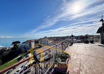 Foto 35 - Attico Via Santa Brigida
 
12, Ortona - foto 35