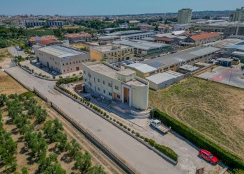 Foto 1 - Stabile - Palazzo Strada Esterna La Logna
 
Sn, Corato - foto 1