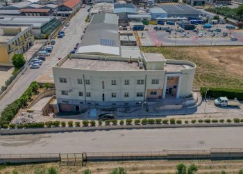 Foto 2 - Stabile - Palazzo Strada Esterna La Logna
 
Sn, Corato - foto 2