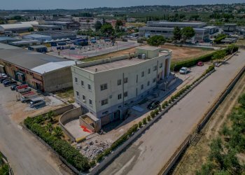 Foto 6 - Stabile - Palazzo Strada Esterna La Logna
 
Sn, Corato - foto 6