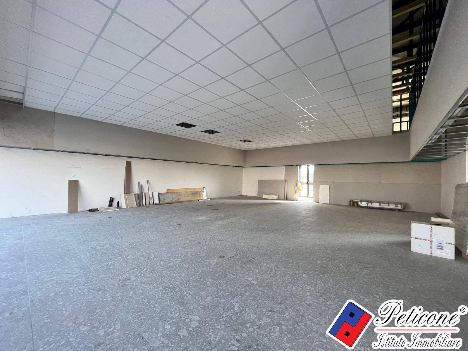 Foto 3 - Locale Commerciale VIA DIVERSIVO ACQUACHIARA, Fondi - foto 3